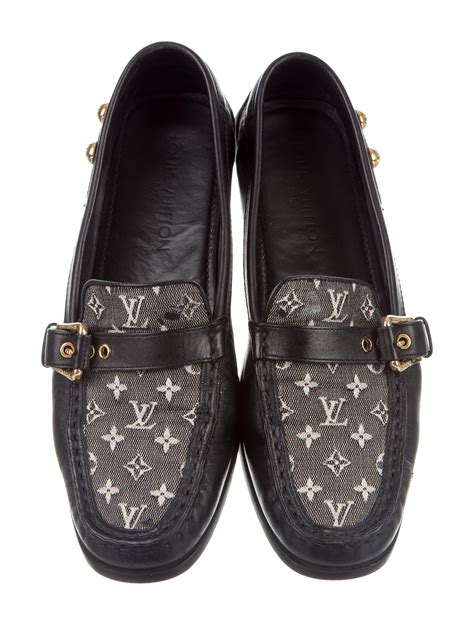 cheap louis vuitton shoes in pakistan|louis vuitton outlet pakistan.